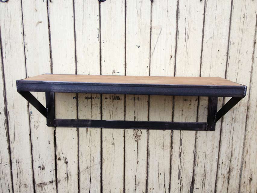 horace bar height table and stools detail